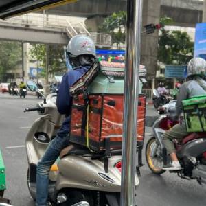 Fast-Paced and High-Risk: Protecting Motorcycle Delivery Riders in the Philippines